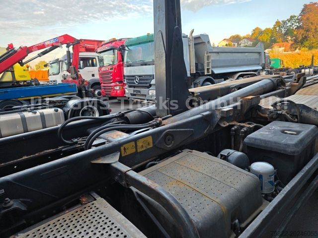 Φορτηγό γερανός roll-off MERCEDES-BENZ Aufbau Meiller Abroller RK 20.67 / Haken Hook