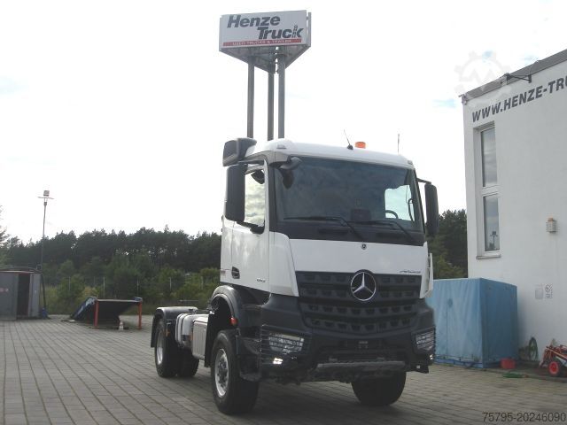 Τυπική μονάδα τράκτορα MERCEDES-BENZ Arocs  2043 AS 4x4 SZM nur 137TKM ! Kipphydrauli
