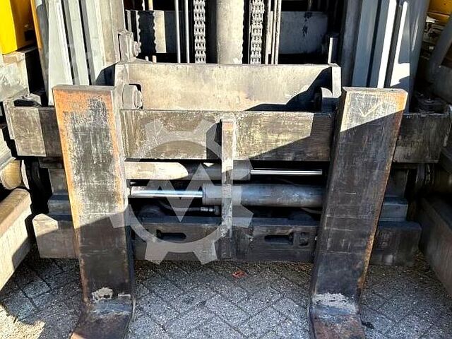 Empilhadeira lateral Baumann GX70/12/81 TR