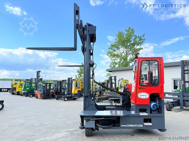 Chariot élévateur multidirectionnel Combilift C8000 GAS TRIPLEX 8300 WIDE POSITIONER