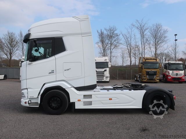 Trattore stradale standard DAF XG+ 530 Standklima 3 Kreis Hydraulik Motor PTO