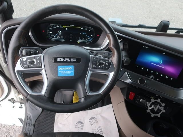 Trattore stradale standard DAF XG+ 530 Standklima 3 Kreis Hydraulik Motor PTO