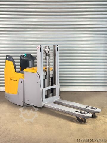 Șofer autocamion cu ridicare mare Jungheinrich ERD 220 - Service Neu - Batterie 80% + Garantie