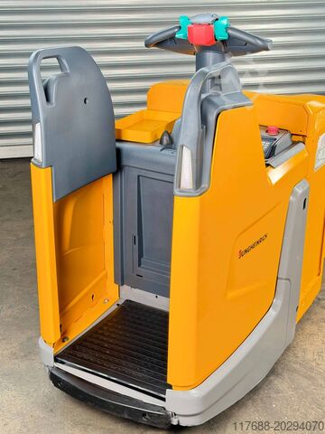 Não há condutor de porta-paletes Jungheinrich ERE 225 - 2.400mm Gabeln- Service Neu-Batterie 80%