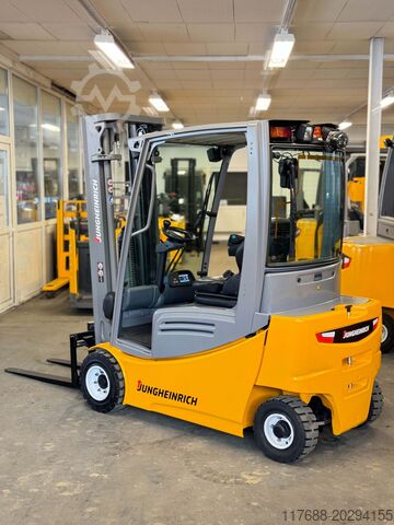 Electric 4-wheeler Jungheinrich EFG 320 - Service Neu - Batterie 87% + Garantie