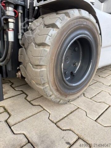 Elektrische vorkheftruck 3 wielen Still RX20-20