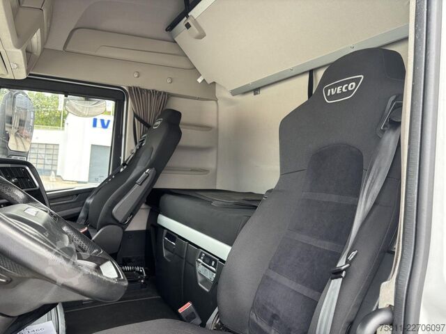 Tractor estándar IVECO Stralis AS440S46T/P 2LNG Intarder Klima Navi ZV