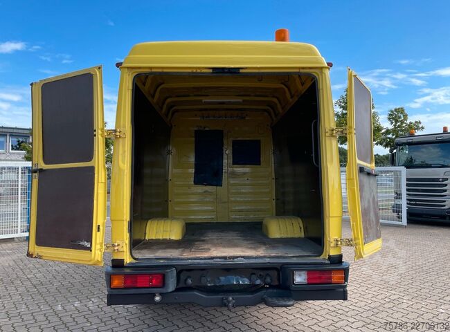 Højt tag varevogn MERCEDES-BENZ Vario 613 D DokaKA/ L2H2/ 5 Sitze/ AHK/ Standhzg