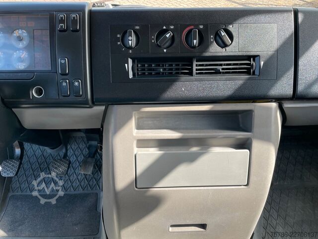 Højt tag varevogn MERCEDES-BENZ Vario 613 D DokaKA/ L2H2/ 5 Sitze/ AHK/ Standhzg