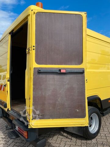 Højt tag varevogn MERCEDES-BENZ Vario 613 D DokaKA/ L2H2/ 5 Sitze/ AHK/ Standhzg
