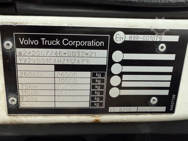 Camion frigorifique VOLVO FE320 6x2*4 TK T1200-R Spectrum 9,80 m. koffer