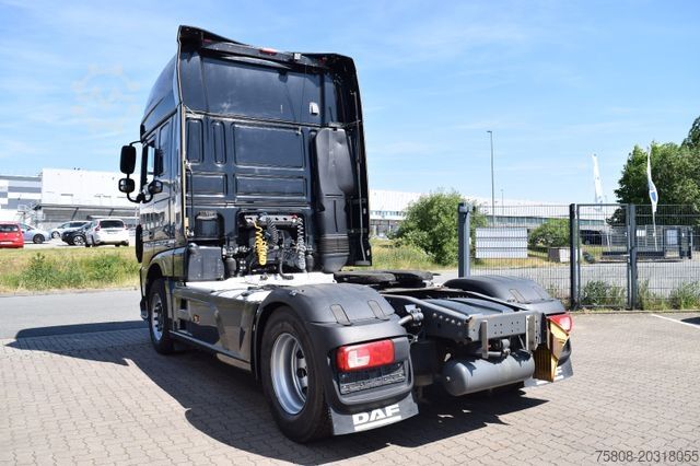Tracteur routier standard DAF XF460 Super Space Cap 2Tanks Retarder  ACC Xenon