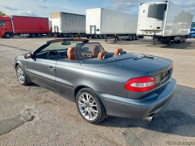 Fourgon VOLVO C70 Cabriolet 2.4 T
