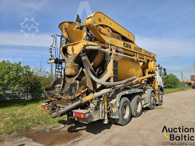 Čerpadlo na beton IVECO Magirus