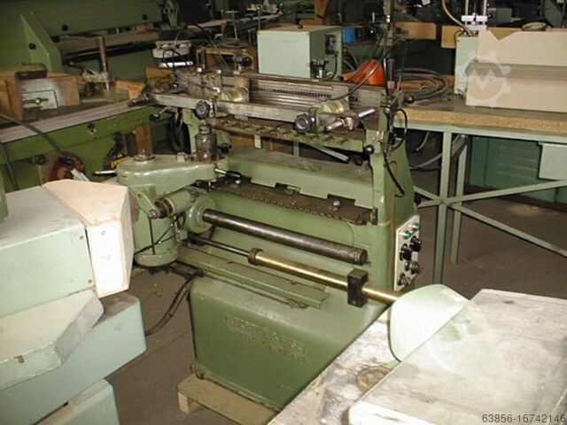 Machine queue d'aronde ALBERTI - 8322