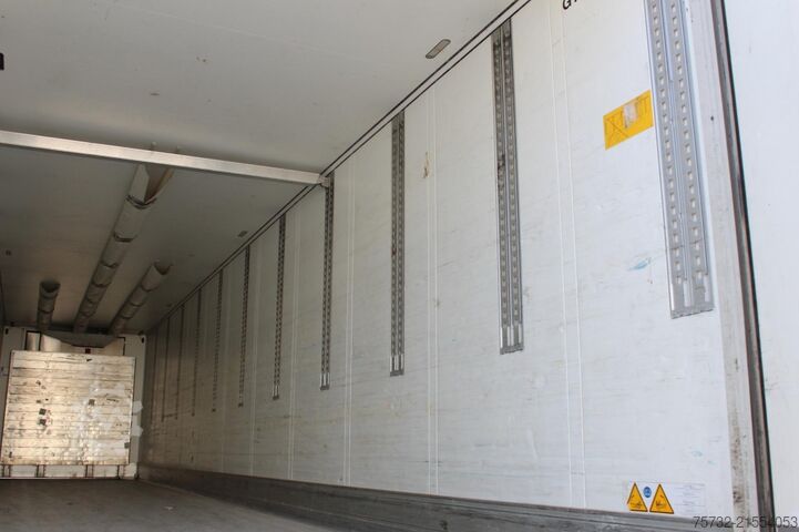 Naczepa SCHMITZ Thermo King SLXi 300 Doppelstock 2,65h   Strom