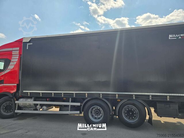 Samochód ciężarowy z plandeką typu platforma Iveco SWAY 510 CENTINATO 7,40 AUT RETARDER