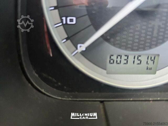 Samochód ciężarowy z plandeką typu platforma Iveco SWAY 510 CENTINATO 7,40 AUT RETARDER