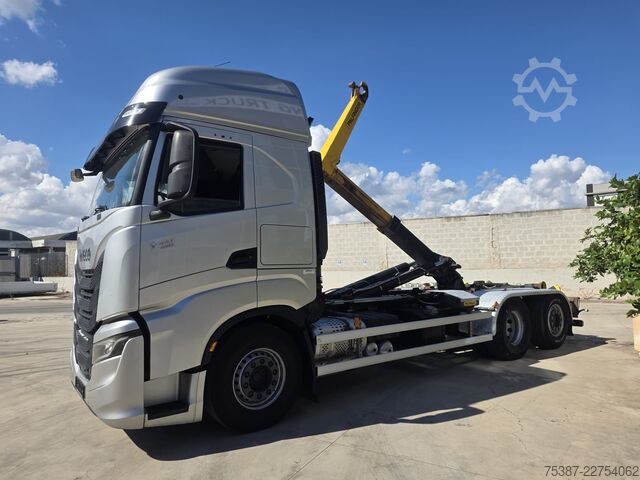Camion scarrabile IVECO SWAY 260S48