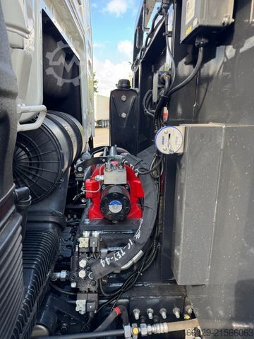Bärgningsbil MAN MAN TGS 35.520 Hydro Baumaschinentransporter