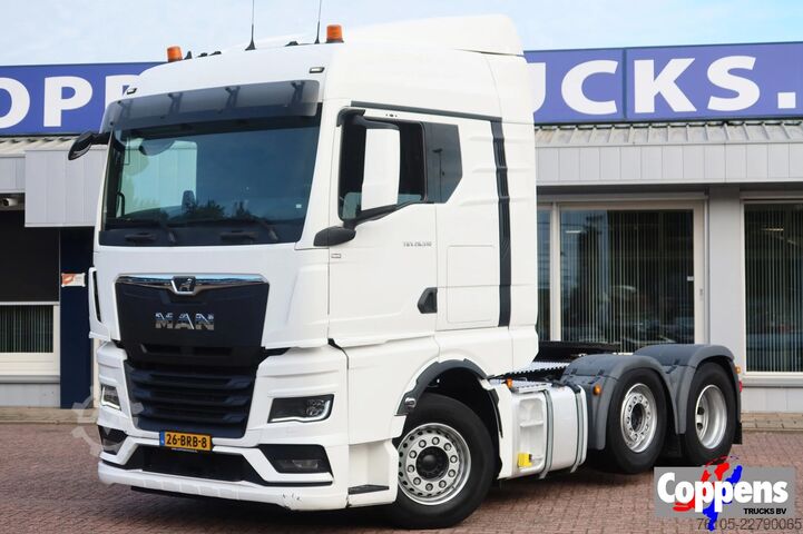 Standaard-SZM MAN TGX 26.510 6x2  Stuur lift as met Slaapcabine