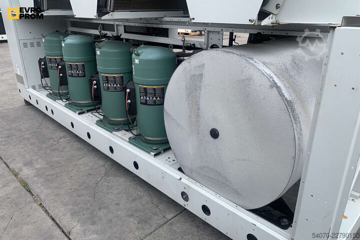 Køler Used Industrial Chiller CLIMAVENETA - 398.9 kW | With warranty