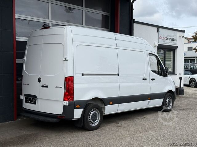 Bestelwagen met verhoogd dak MERCEDES-BENZ Sprinter 215 CDI L2H2 Klima 7MBUX Orig.