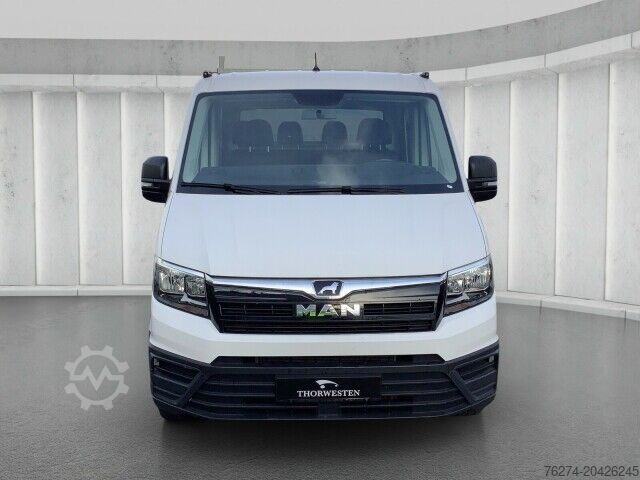 Dubbele cabine bestelwagen MAN TGE 3.140 DOKA PRITSCHE AHK DAB Anhängelast 3,0T