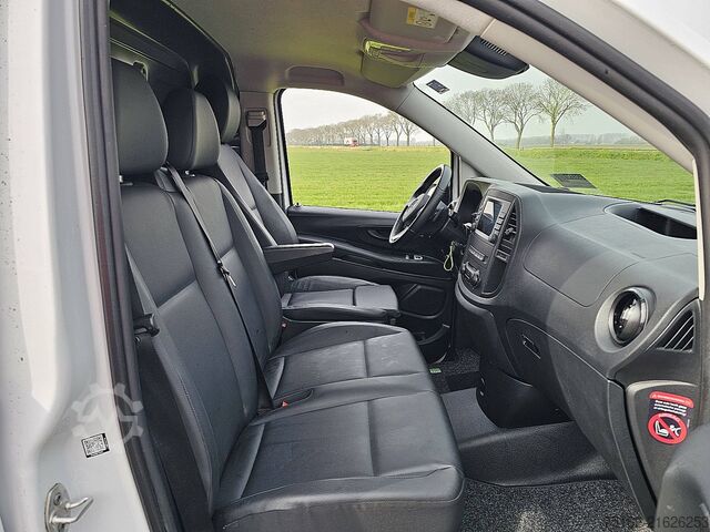 Camioneta familiar de techo alto MERCEDES-BENZ EVITO 112 66KWH 286KM WLTP