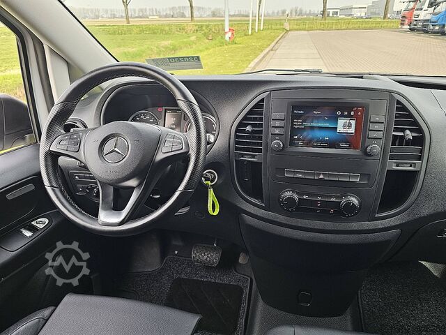 Camioneta familiar de techo alto MERCEDES-BENZ EVITO 112 66KWH 286KM WLTP
