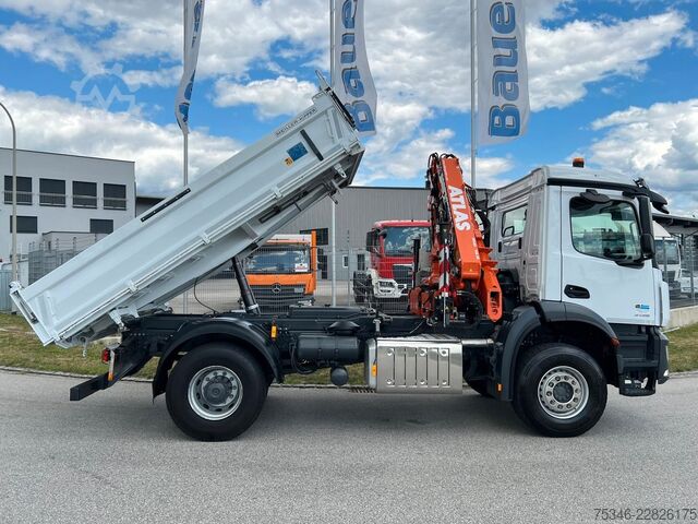 Driezijdige kipper MERCEDES-BENZ Arocs 2135 Kipper/Kran Atlas AK 135/Funk/107 tkm