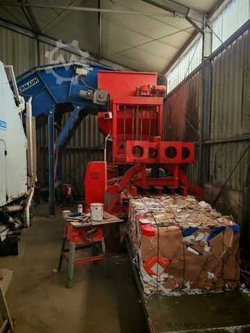 Ballenpresse mit Förderband Avermann AVOS BP 1411-60