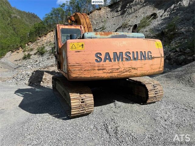 Gravemaskine med larvebånd Samsung se210 LC3 Excavator w/ toothed bucket. WATCH THE V
