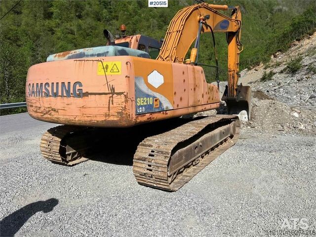 Gravemaskine med larvebånd Samsung se210 LC3 Excavator w/ toothed bucket. WATCH THE V