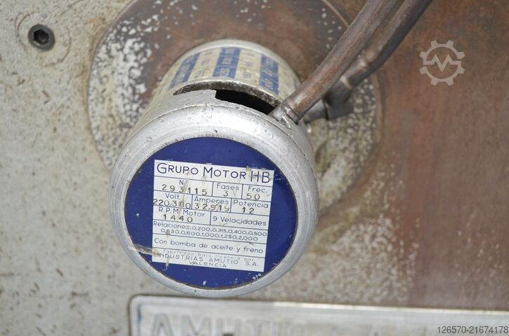 Torno central Amutio HB 575