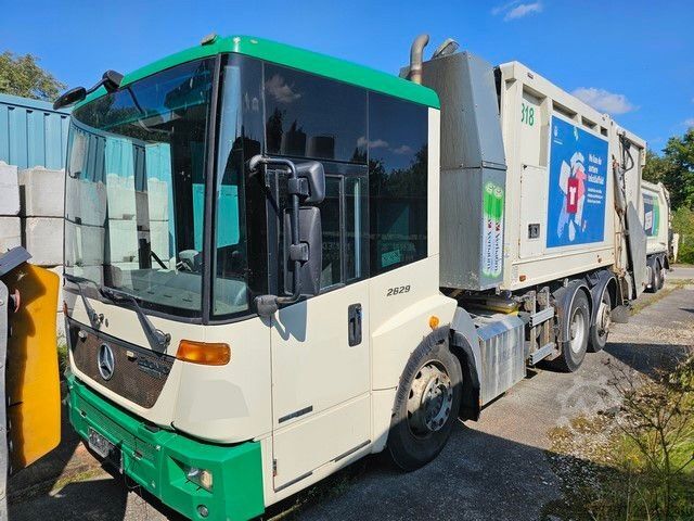 Vuilniswagen MERCEDES-BENZ 2629 2 Kammern
