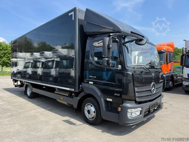 Furgone chiuso MERCEDES-BENZ ATEGO 818 L Koffer 7,20 m LBW 1 T*SEITENTÜR