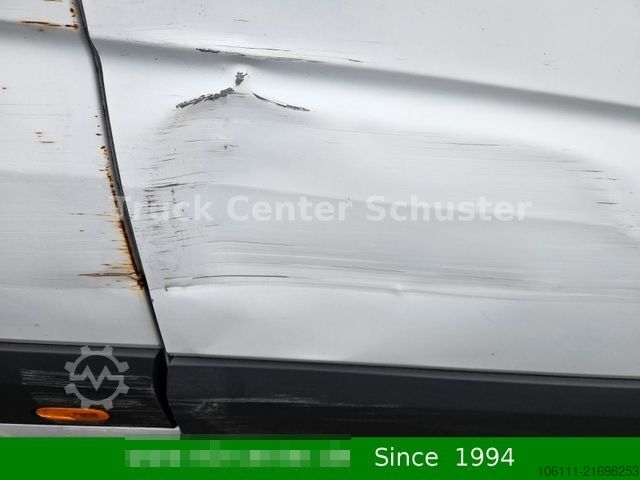 Minibus MERCEDES-BENZ Sprinter II Kasten 316 CDI Standard AHK.