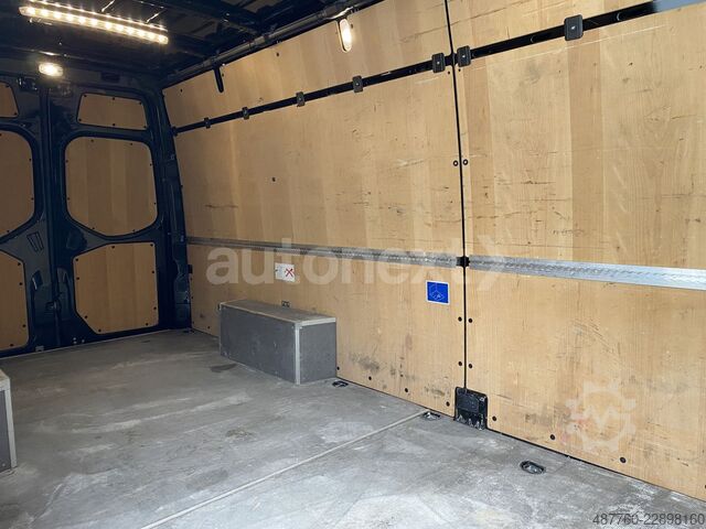 Furgon z wysokim dachem MERCEDES-BENZ Sprinter 317 Maxi Aut. *Distronic* 360°+LED+NAVI