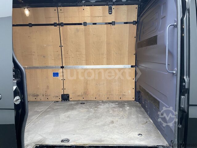 Furgon z wysokim dachem MERCEDES-BENZ Sprinter 317 Maxi Aut. *Distronic* 360°+LED+NAVI