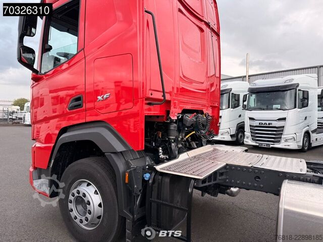 Standard dragbil DAF NXF 480 4X2 FT - SHC - CC683 RED - 167N - NH4C -
