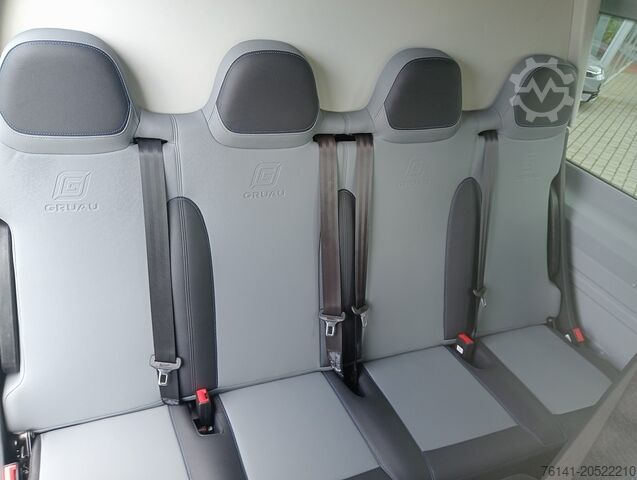 Kamyonet Renault Master 170 7 Sitzer