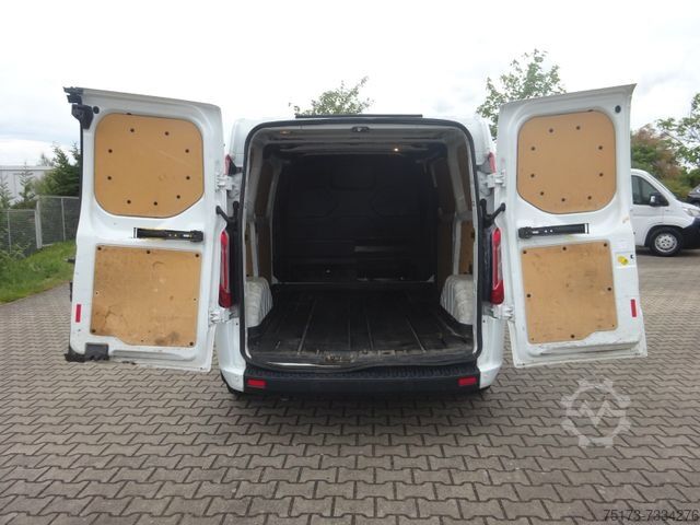 Skåpbil FORD Transit Custom 280 L1H1 LKW VA Trend