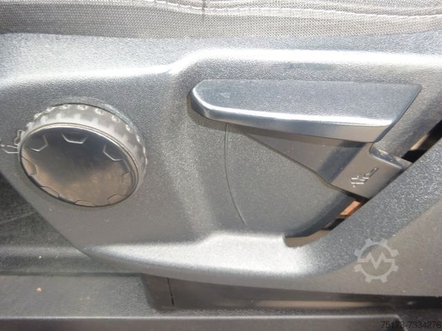 Skåpbil FORD Transit Custom 280 L1H1 LKW VA Trend