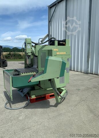 Universal CNC Milling Machine MAHO MH 600 E2