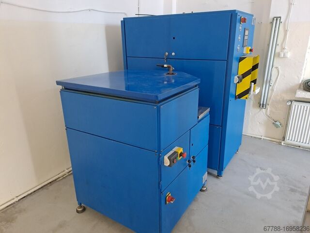 Halvautomatisk formblåsningsmaskin 2 x 5 L FERENC F-1400