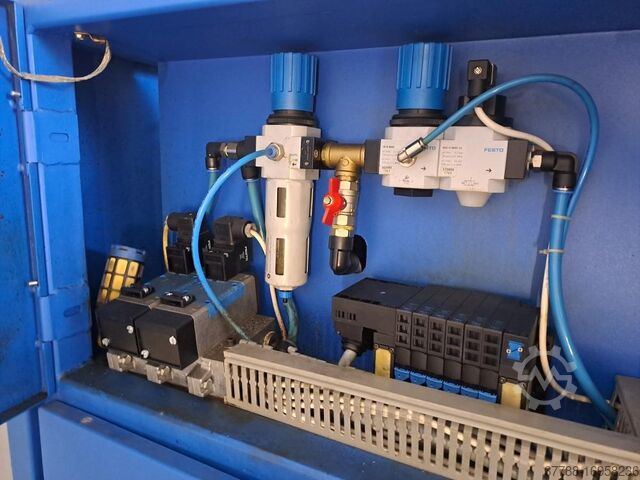 Halvautomatisk formblåsningsmaskin 2 x 5 L FERENC F-1400