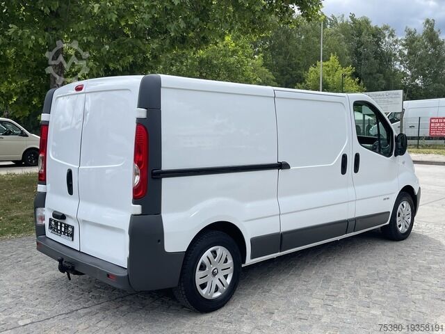 Duba panelată renault Trafic 2.0 dCi L2H1 AHK*WEBASTO*Lang