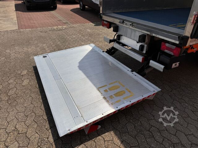 Kombiji za frižider Iveco Daily Tiefkühlkoffer Carrier Pulsor 350