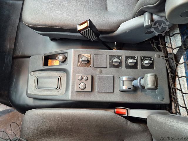 LKW mit Pritsche (offen) IVECO Eurocargo ML100E22WM-BW 4x4 Pritsche L-Haus Bett